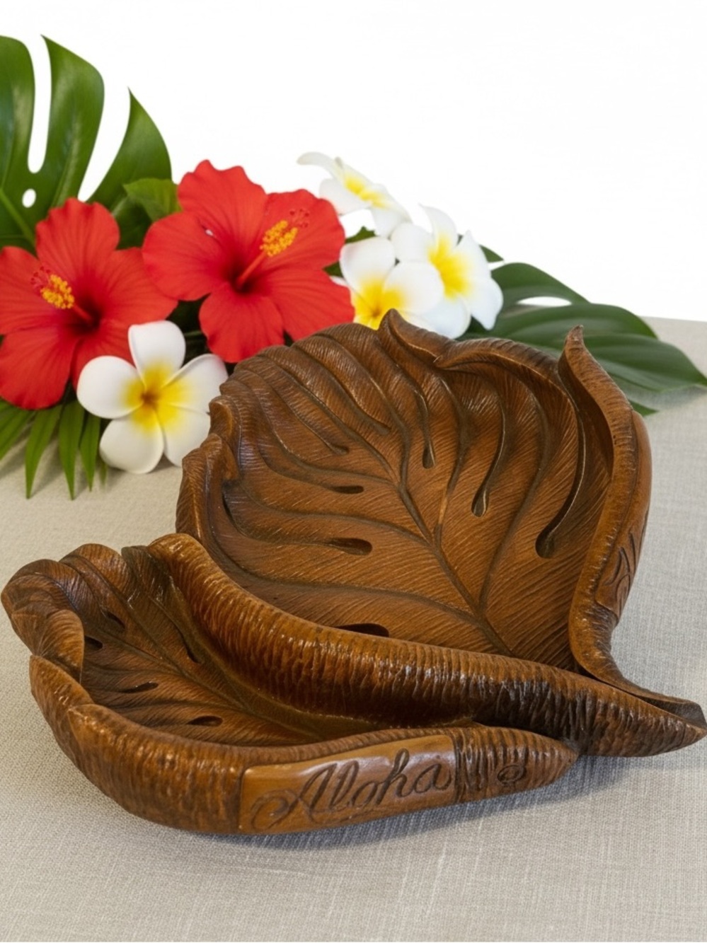 Vintage Coco Joe’s Hawaii Hapa Wood Breadfruit Leaf Dish Aloha 7.5”x8”